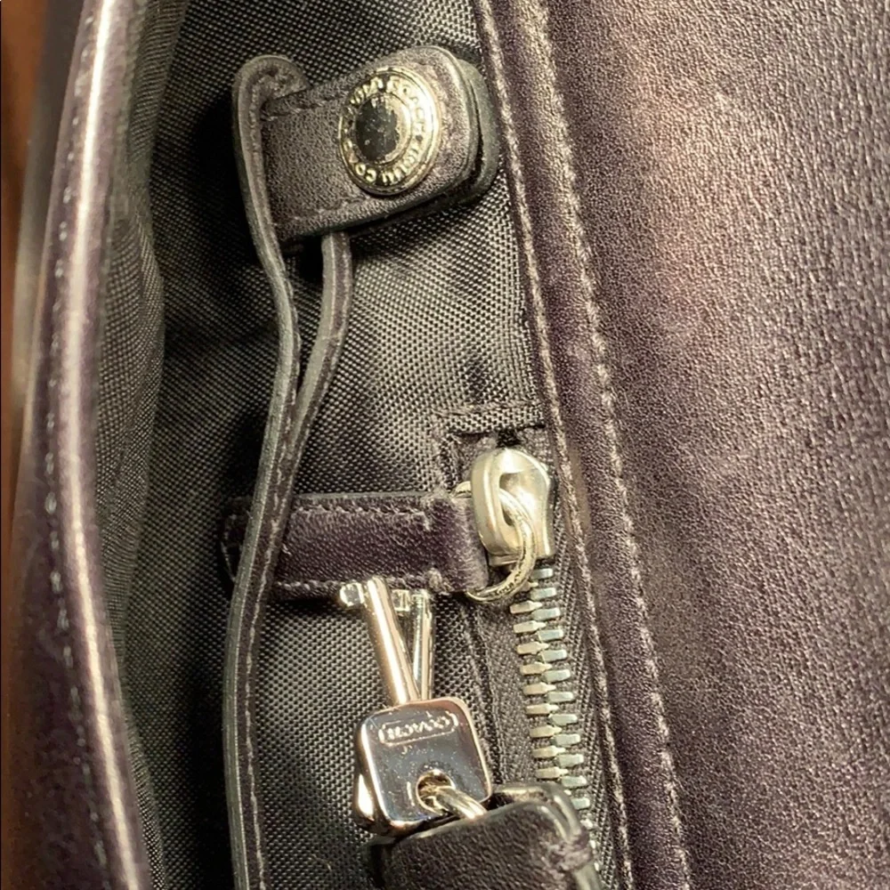 Vintage Coach lock/keys computer shoulder leather